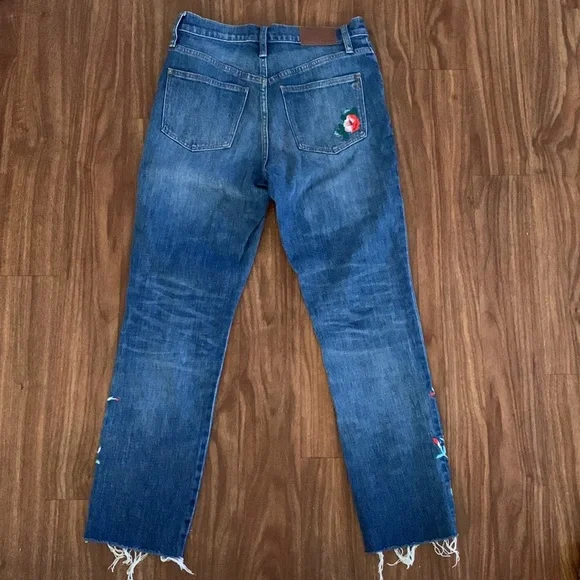 🎉 HOST PICK x2 🎉 Madewell Embroidered Flower Jeans 🌺 - Picture 7 of 7